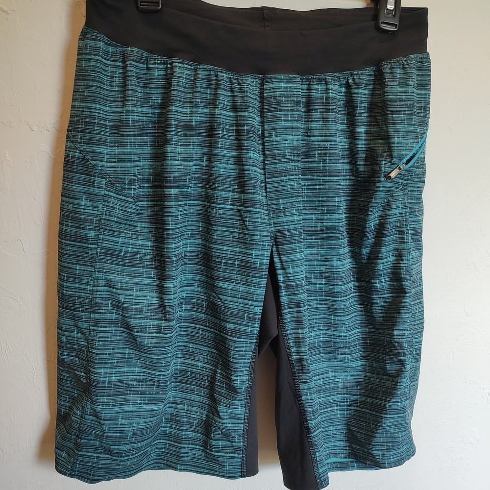 Lululemon The Assert Short‎ Shorts Sz Sm Emerald Green Gym Cross Training M7710S